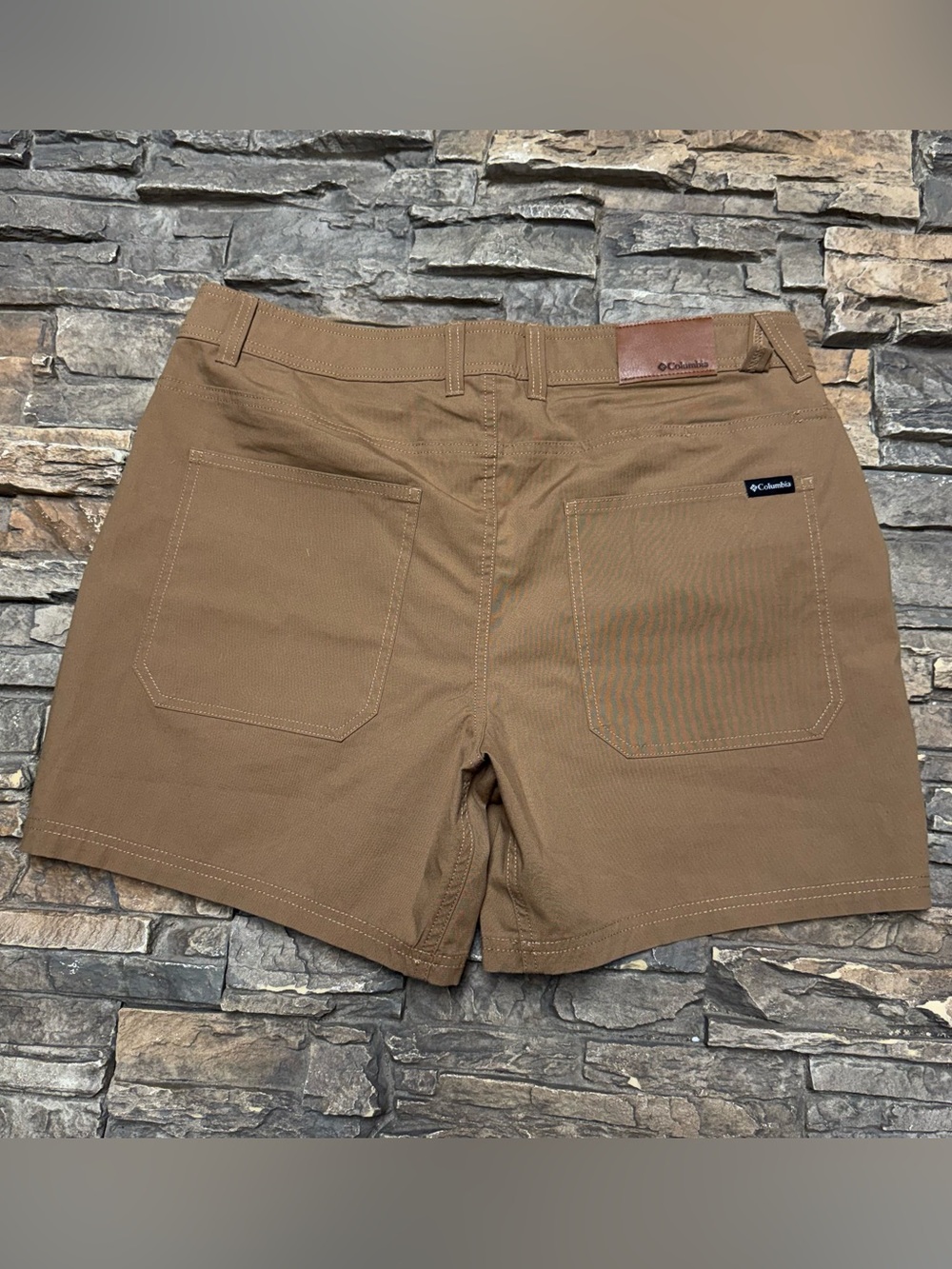 Columbia Chino Shorts Men's 36 Khaki Tan Brown Active Casual Fishing Hiking